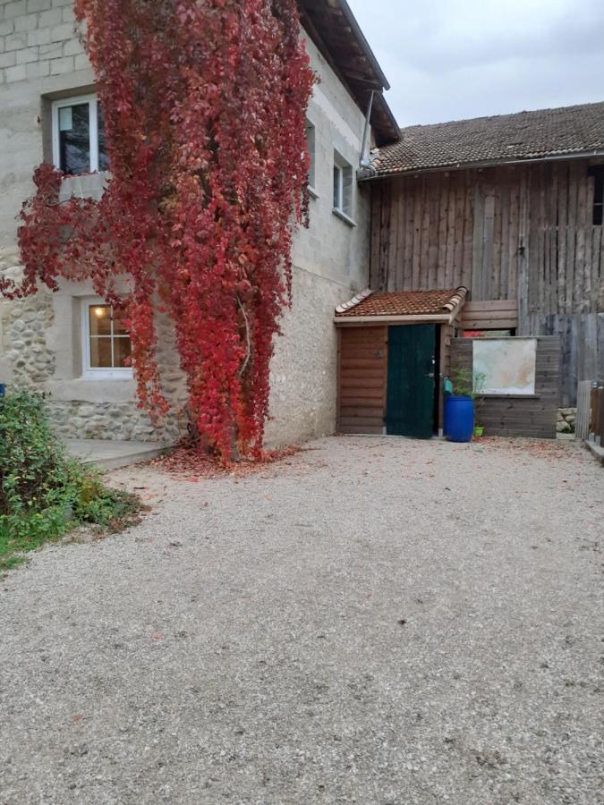 Okami Du Vercors Saint-Laurent-en-Royans Eksteriør billede
