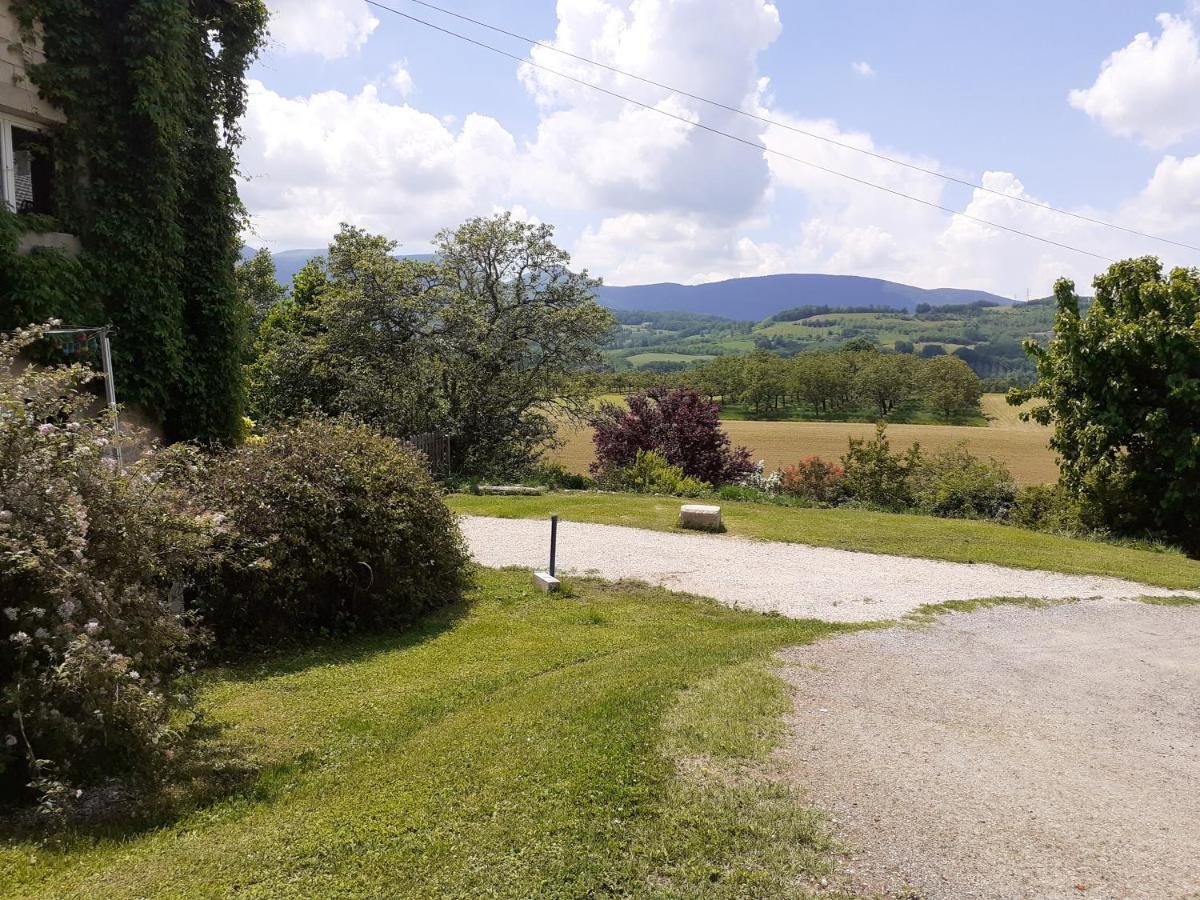 Okami Du Vercors Saint-Laurent-en-Royans Eksteriør billede